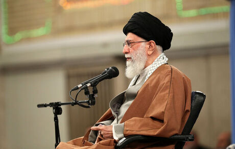 پیام تسلیت رهبر انقلاب درپی جان‌باختن جمعی از هم‌میهنان در کرمان و سانحه هوایی تهران