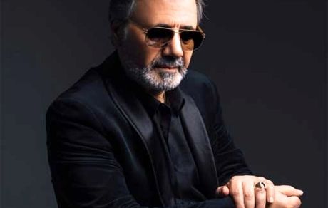 واکنش خواننده لس‌آنجلسی به تهدید نابودی زیرساخت‌های ایران