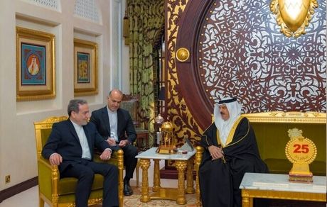 دیدار عراقچی با پادشاه بحرین