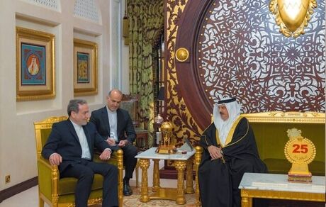 دیدار عراقچی با پادشاه بحرین