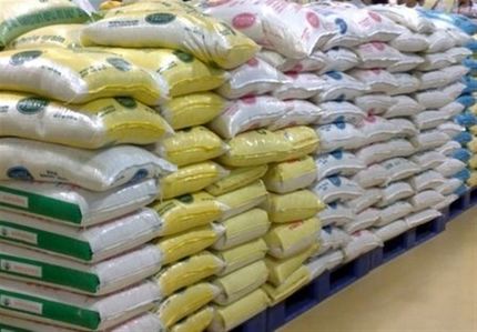 بی‌اعتنایی مسئولان به برنج‌های وارداتی/ ۱۳ هزار تن پشت در گمرک!