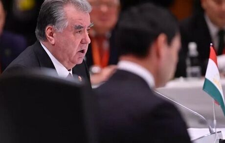 شایعات پیرامون غیبت رئیس جمهور تاجیکستان: از سکته تا پخش برنامه‌های غمگین