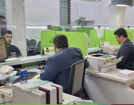 روشنگری بانک قرض‌الحسنه مهر ایران درباره خبر اشتباه پرداخت وام میلیاردی به کارکنان بانک‌ها