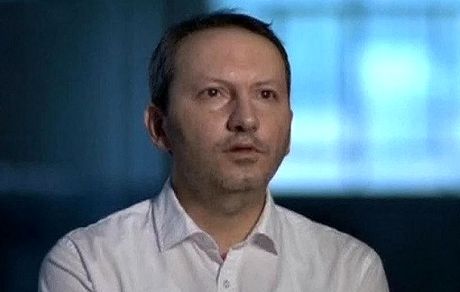 اجرای حکم اعدام احمدرضا جلالی به تعویق افتاد