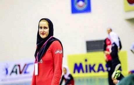 بانوی ایرانی، مربی تیم والیبال پورتو  