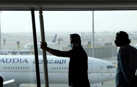 عربستان، دو هفته دیگر مرزهای خود را باز می‌کند / پایان ممنوعیت سفر