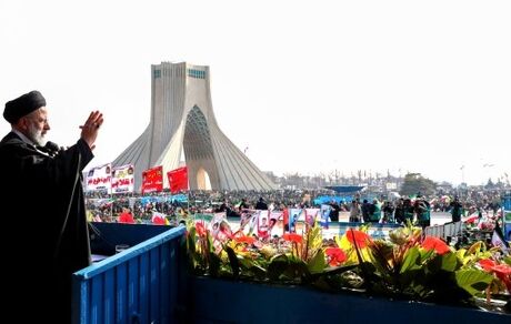 امروز ایران اسلامی مستقل‌ترین کشور در جهان است / نظام جمهوری اسلامی همچنان مقتدرانه پیش می‌رود