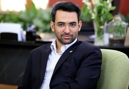 ارائه اینترنت رایگان برای معلمان و دانش‌آموزان 