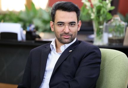 ارائه اینترنت رایگان برای معلمان و دانش‌آموزان 