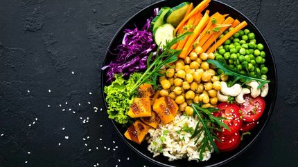 این رژیم غذایی، ریسک ابتلا به سرطان را ۴۵ درصد کمتر می‌کند