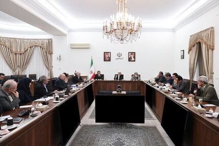 انتقاد عارف از برخورد شعاری با آبخیزداری و آبخوان‌داری