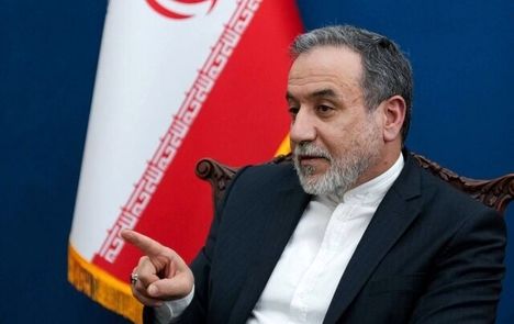 واکنش عراقچی به نمایش ضدایرانی در پارلمان انگلیس 