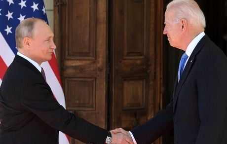 روزنامه روسی: پوتین به بایدن پیشنهاد هماهنگی درباره افغانستان را داد