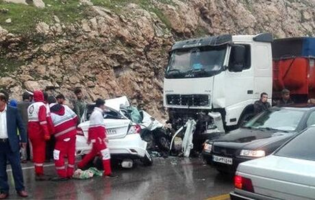 ۱۴ مصدوم در پی وقوع دو تصادف 
