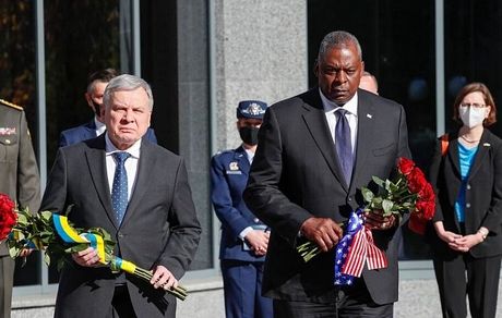 حمله وزیر دفاع آمریکا به روسیه: روس‌ها مانع برقراری صلح در منطقه‌اند