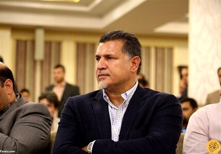 شایعات بازداشت همسر و دختر علی دایی / دایی: بازداشت نه ولی مانع رفتن به دبی شدند
