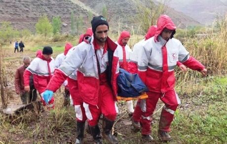 جان باختن مرد ۷۱ ساله در یکی از ارتفاعات مهاباد هنگام جمع آوری گیاهان کوهی