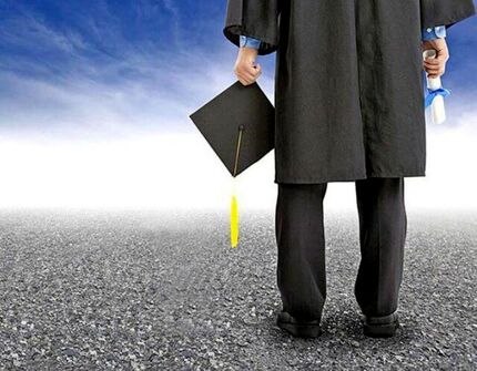 ۴۲ درصد بیکاران کشور تحصیلات عالی دارند!/توانمندسازی نیروی انسانی ضروری است