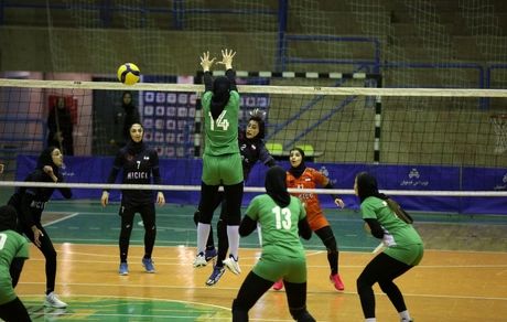 صعود چهار تیم به پلی آف لیگ برتر والیبال زنان قطعی شد
