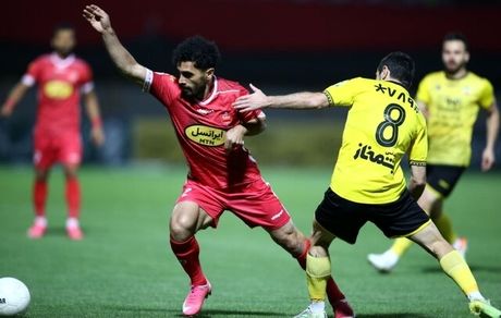 پایان رویای قهرمانی/ پرسپولیس مقابل سپاهان بازنده شد