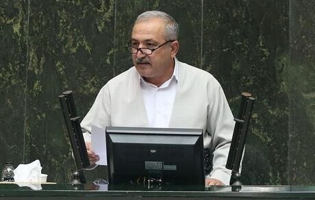 تذکر تند نماینده مهاباد به دولت: رئیس جمهور و وزیر کشور باید پاسخگوی شلیک تیر جنگی به مردم باشند