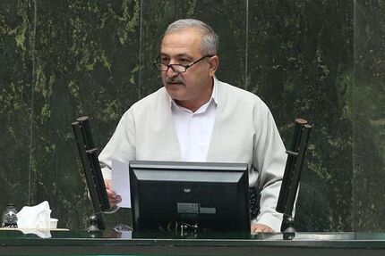 تذکر تند نماینده مهاباد به دولت: رئیس جمهور و وزیر کشور باید پاسخگوی شلیک تیر جنگی به مردم باشند