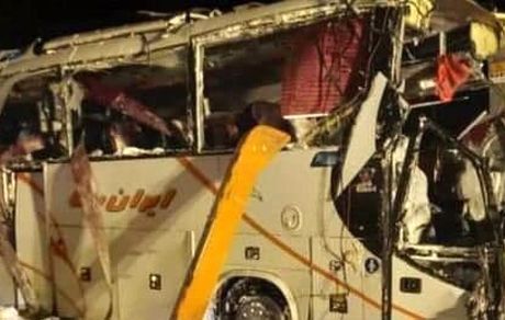جان باختن و مصدومیت ۲۰ فوتسالیست در جاده چالوس