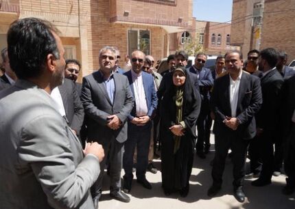 بازدید وزیر راه و شهرسازی از پروژه‌های نهضت ملی تامین اعتبار شده توسط بانک مسکن در گناباد استان خراسان رضوی
