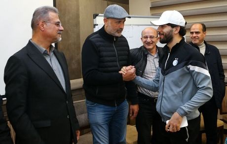 حضور بوژوویچ در اردوی شب استقلال قبل بازی دربی ۱۰۵