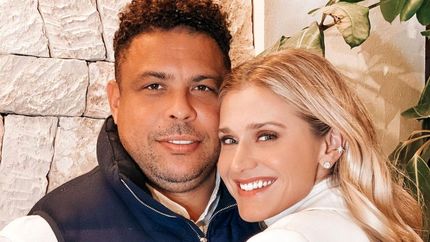 چهارمین ازدواج رونالدو برزیلی در حال وقوع این بار دختری با ۱۴ سال اختلاف سنی!