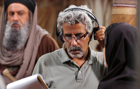 احمدرضا درویش: دیگر از ارشاد مجوز ساخت نمی‌گیرم/ نسخه قانونی و شرعی «رستاخیز» بارگذاری خواهد شد
