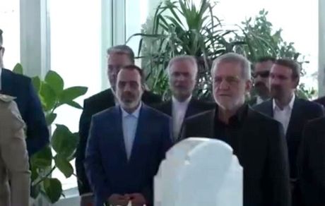 ادای احترام رییس جمهور کشورمان به جلال بارزانی