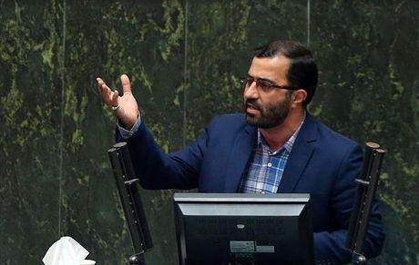 نماینده مجلس: طرح ساماندهی کارکنان دولت اجرایی خواهدشد / بعضی استانداران دولت ناکارآمد هستند