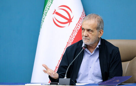 رئیس جمهور: ما را در وضعیتی قرار داده‌اند که نگذارند با هم ایرانمان را بسازیم  / بدنبال ساخت ایران قوی هستیم