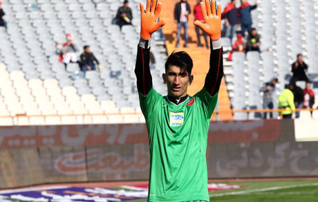 اعلام زمان امضای قرارداد بیرانوند و پورعلی گنجی/ سرلک در آستانه جدایی از پرسپولیس