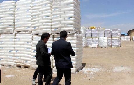 برخورد قانونی با متخلفان، محتکران و سوداگران صنایع پتروشیمی