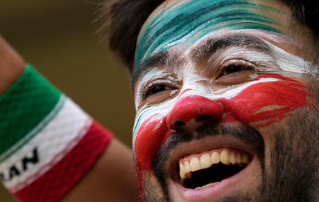 جام جهانی: بازی ایران و ولز از دید لنز دوربین‌ها