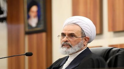 حوزه‌های علمیه تعطیل شدند