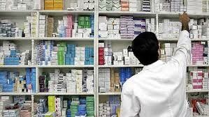 نباید افزایش قیمت «دارو» داشته باشیم/شکایات خود را به وزارت بهداشت ارائه کنید