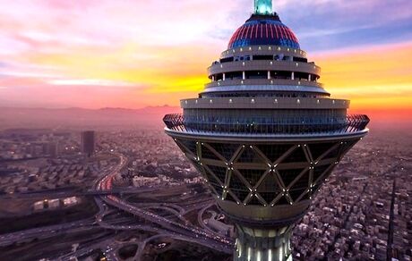 برج میلاد تعطیل شد