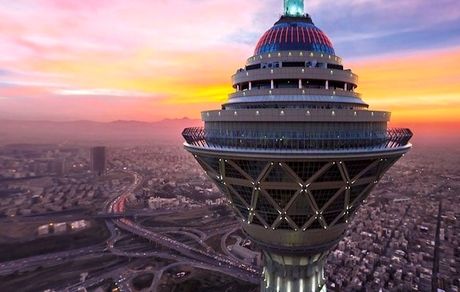 برج میلاد تعطیل شد