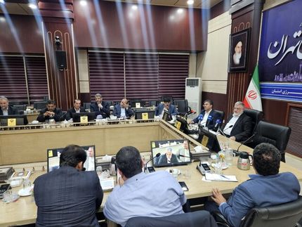 صدور ۹۵۶۹ مگاوات پروانه احداث نیروگاه خورشیدی در تهران