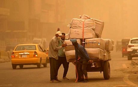 طوفان شن، هزاران نفر را در عراق بستری کرد