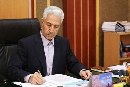 وزیر علوم خواستار افزایش ۵۰ درصدی حقوق کارکنان آموزش عالی شد