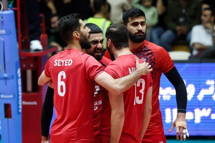 شهرداری ارومیه به فینال نرسید / فینال شهداب و سیرجان تکرار شد