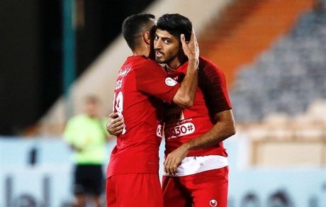 نصب بنر حمایتی از ترابی در بوشهر + عکس