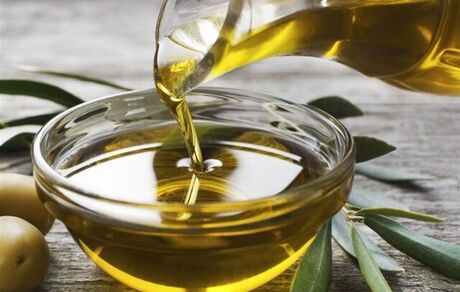 پهلوگیری کشتی ۴۲ هزار تنی حامل روغن خوراکی خام در اسکله بندر امام خمینی (ره)
