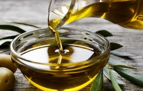 پهلوگیری کشتی ۴۲ هزار تنی حامل روغن خوراکی خام در اسکله بندر امام خمینی (ره)