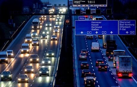 اروپا، تولید خودروهای بنزینی و دیزلی را ممنوع کرد
