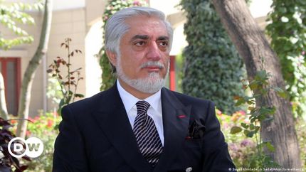 بازگشت عبدالله عبدالله پس از ۴۳ روز به افغانستان